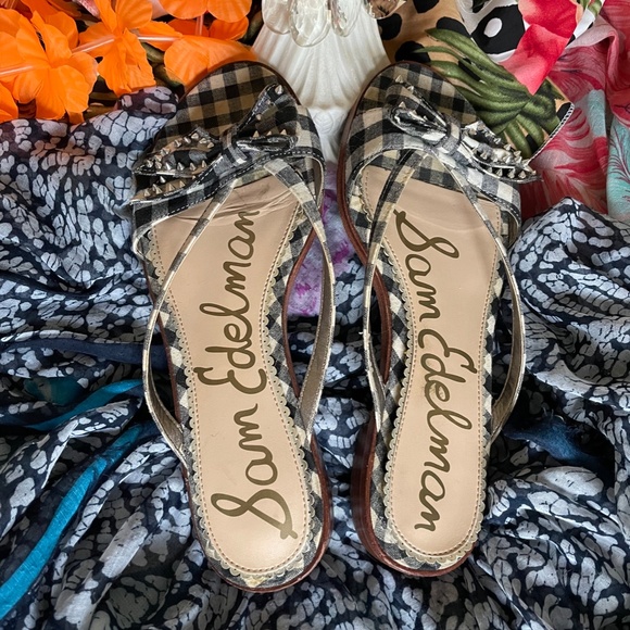 Sam Edelman Bow Sandals Tiny Silver Spikes Fierce & Feminine - Picture 2 of 8